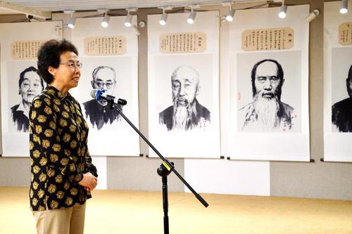 全国政协常委、民盟中央副主席、北京市政协副主席、民盟北京市主委程红