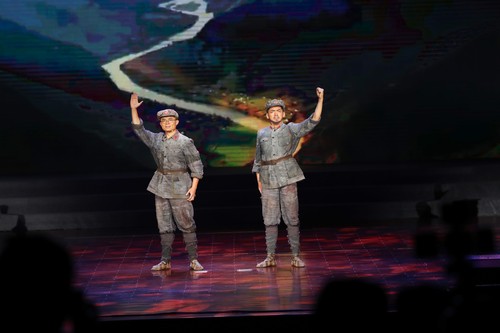 《江河万古流》节选 作者：道伟 朗诵：王良 李越(广西演艺集团演员  王良)