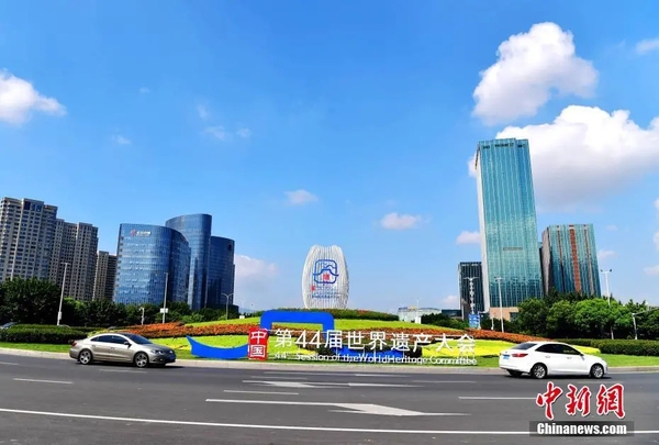 001.webp (2) 001.webp (2)