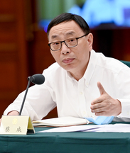 全国政协常委、教科卫体委员会副主任，农工党中央副主席、上海市委会主委，上海市儿研所所长蔡威：发挥疾病预防控制机构改革牵引作用