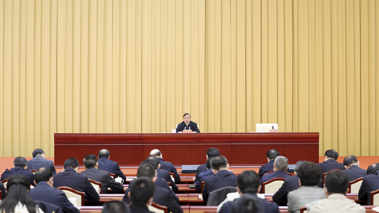 学习贯彻党的二十大精神中央宣讲团报告会在京举行 李书磊作首场报告
