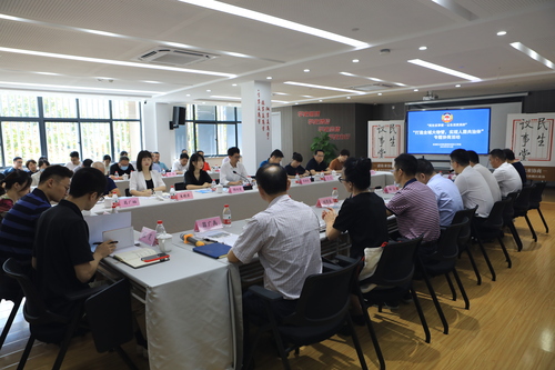 古荡街道“民生议事堂”围绕区政协“物业服务大提升百场协商议事月”主题，聚焦“打造全域大物管 实现人居共治体”方向，开展未来现代社区物业建设协商活动。