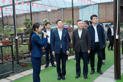 16日7版(苏站)周伟:一心一意谋发展 (1553745)-20221216084237 16日7版(苏站)周伟:一心一意谋发展 (1553745)-20221216084237