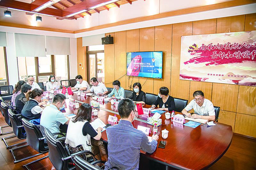 2022年9月26日，“协商于民”政协委员南码头工作站开展协商活动。