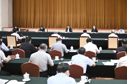 (时政)王沪宁出席“恢复和扩大消费”调研(2473446)-20230620185544 (时政)王沪宁出席“恢复和扩大消费”调研(2473446)-20230620185544