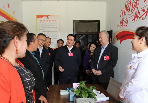 （新站，一版贯彻二十大主稿）跃上潮头满目(2627037)-20230717080528