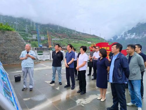 △2023年8月，西藏自治区政协党组副书记、副主席孟晓林率区政协经济和人口资源环境委员会考察组，围绕“加快水能资源开发、推动清洁能源发展”在广西、四川、云南开展学习考察。