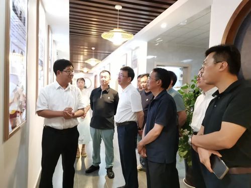 △2023年8月，西藏自治区政协党组副书记、副主席孟晓林率区政协经济和人口资源环境委员会考察组，围绕“加快水能资源开发、推动清洁能源发展”在广西、四川、云南开展学习考察。