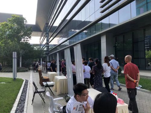 图为8月15日，“闻‘汛’而动 就业有爱”房山区专场招聘会现场。（受访者供图）