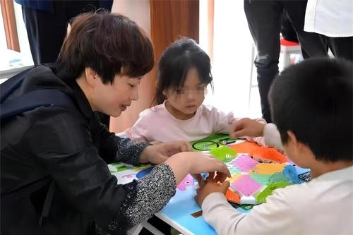 爱心档案配图(3425051)-20231205142733_爱奇艺 爱心档案配图(3425051)-20231205142733_爱奇艺