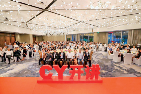 2020 年组织“在沪港人同心盟”代表以及在沪港人与梁振英副主席面对面交流