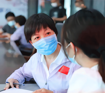 委员风采丨宋坪：中医药走向世界的使者