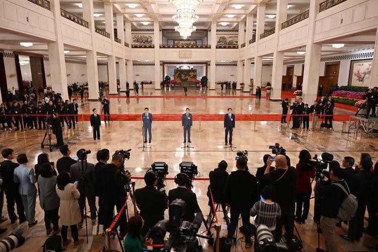 binary_middle (25) binary_middle (25)