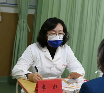 委员风采丨李红：奉献是最美的旋律