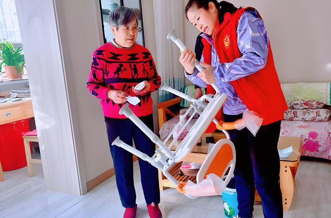 “黄扶手”托起幸?！跋ρ艉臁?>
                      <p><span>
                        
                        
                          “黄扶手”托起幸?！跋ρ艉臁?                        
                        </span></p>
                    </a>
                  </li>
                  <li>
                    <a href=