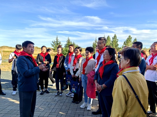 (0617)廷·巴特尔:为了更美丽的草原(4761538)-20240617105355 (0617)廷·巴特尔:为了更美丽的草原(4761538)-20240617105355