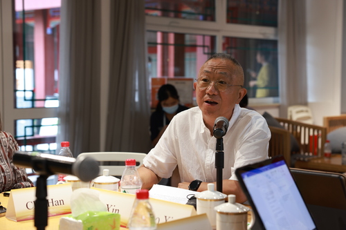 李欣在“申遗”利益相关者 座谈会上发言 李欣在“申遗”利益相关者 座谈会上发言