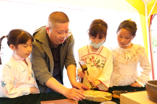 (0829市县)唐骏:让“非遗”走进寻常(5241025)-20240830084125 (0829市县)唐骏:让“非遗”走进寻常(5241025)-20240830084125