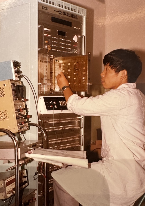 （台胞曾润）从装配工到技术员，用一支笔献(5601659)-20241030090143