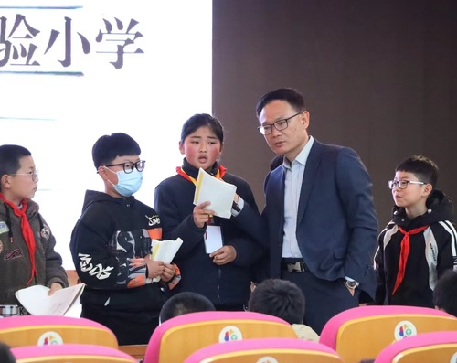 (1120)胡继风:“我一见到孩子就变成(5726494)-20241120101209 (1120)胡继风:“我一见到孩子就变成(5726494)-20241120101209