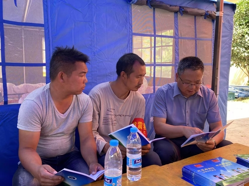 （配稿）李庆：“多重身份”为法治(分离图(5811463)-20241202084653