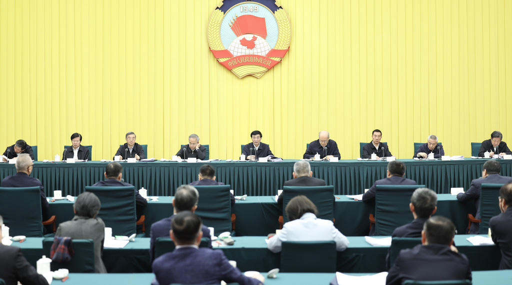 全国政协召开双周协商座谈会 围绕加强知识产权执法司法?；?、助推新质生产力发展协商议政 王沪宁主持