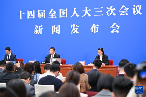 十四届全国人大三次会议举行新闻发布会 十四届全国人大三次会议举行新闻发布会