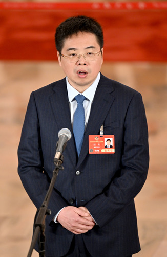 全国政协委员赵宏接受媒体采访。(6558832)-20250305083906