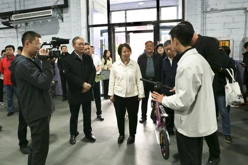 39b5bc146af61b2b1a6df8f962823045