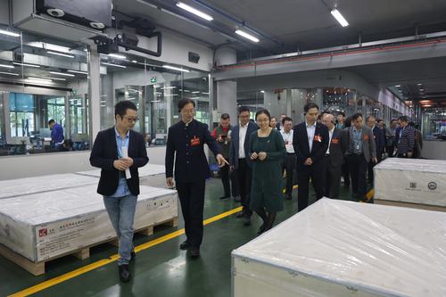 12日5版3（粤站，提案办理有成效）用脚(7181863)-20250512091250