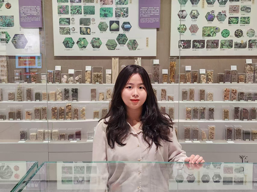 (台青话融合)一位台湾省籍医学生的两岸情(7898371)-20250813101759 (台青话融合)一位台湾省籍医学生的两岸情(7898371)-20250813101759