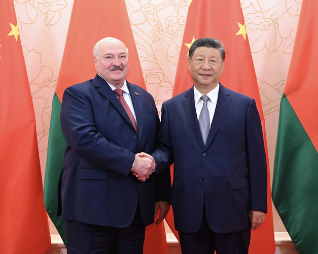 ??8月31日上午，国家主席习近平在天津迎宾馆会见来华出席2025年上海合作组织峰会和纪念中国人民抗日战争暨世界反法西斯战争胜利80周年活动的白俄罗斯总统卢卡申科。新华社记者 谢环驰 摄