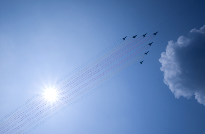 “阅兵蓝”已是“常态蓝”