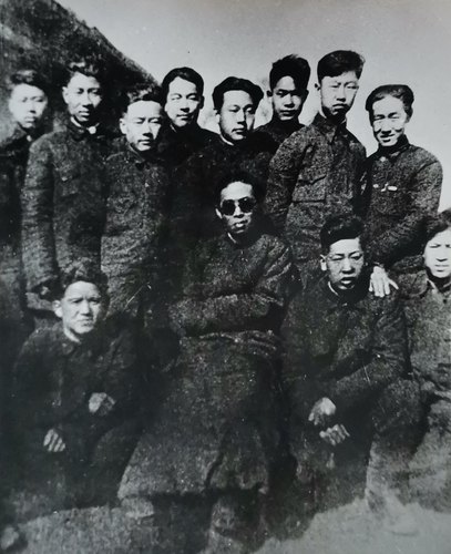 (9月17日11版01)茅盾在新疆:文化(8222799)-20250917090352 (9月17日11版01)茅盾在新疆:文化(8222799)-20250917090352