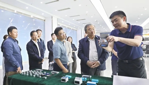 640.webp (1) 640.webp (1)