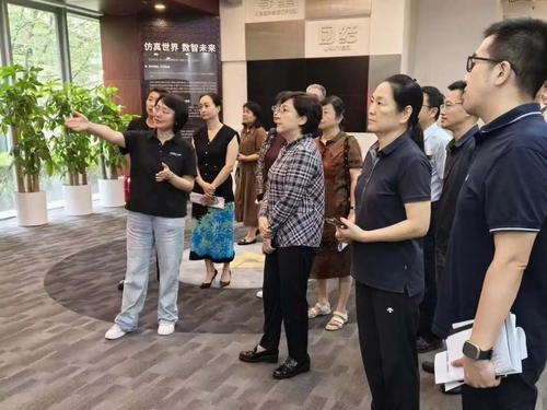 d22f6877faaf4185baebdfef92862970