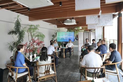 W020250617354899007841 W020250617354899007841