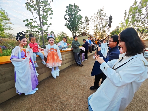 GetAttachment (1) GetAttachment (1)