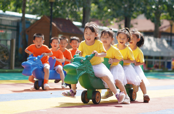 普惠托育，让更多家庭有获得感