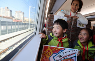 西延高铁迎来“护路体验官”