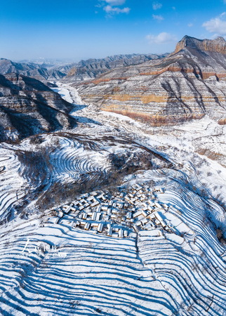 MAIN1765678270759VJ7Y50SPM8