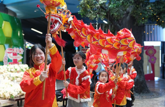 杭州：少儿“新春赶大集”