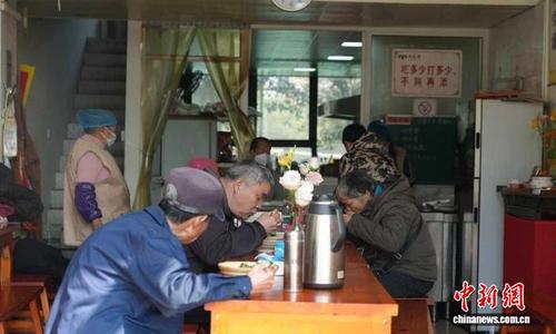 05ff5c22-ceaa-45ac-92c1-117ab54ccfdb_zsite