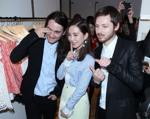 704_1870263_420639 704_1870263_420639