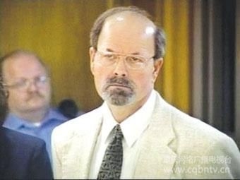 残杀10人逃亡31年变态杀人狂“BTK”——魔丹尼斯·雷德　　对于美国堪萨斯州威奇托市的居民来说，BTK这3个字母令人毛骨悚然。