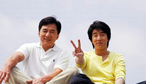 揭秘房祖名吸毒“自毁”路