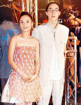 揭秘房祖名吸毒“自毁”路