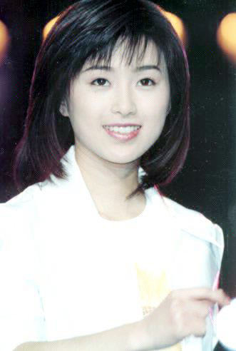 娱乐圈中的“黑二代” 黑道背景惹不起