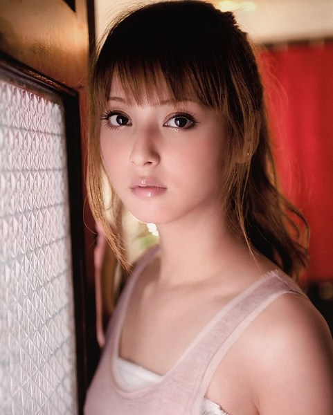 娱乐圈中的“黑二代” 黑道背景惹不起