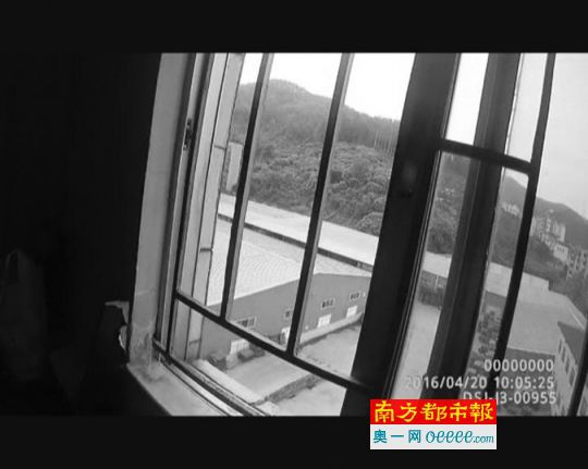东莞男子身陷传销窝点 窗口扔血衣求助获救(图)